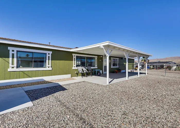 2 Mi To Colorado River! Family W/ Fenced Yard