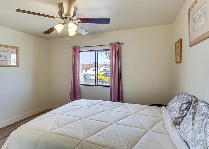 2 Mi To Colorado River! Family W/ Fenced Yard *